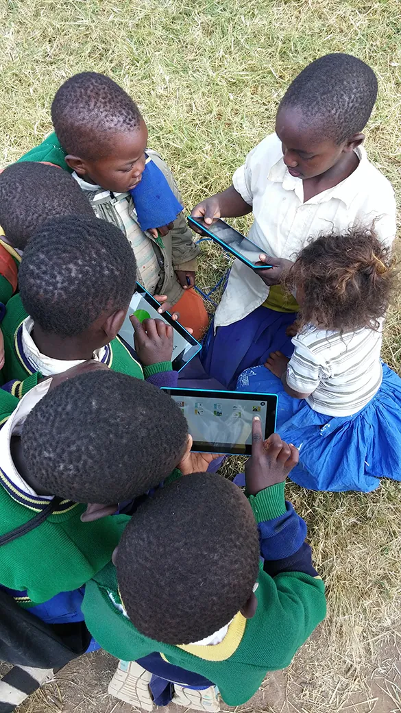 Children playing Checheza